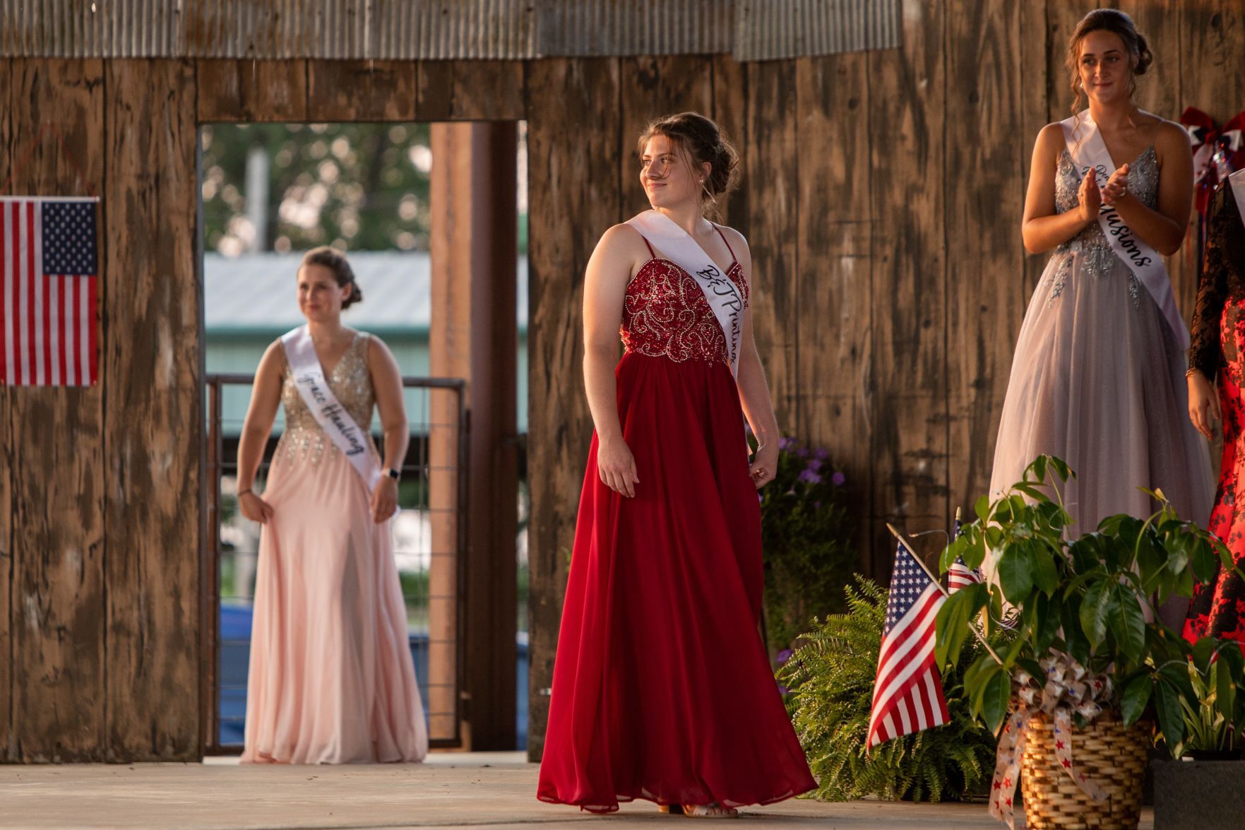 Warren County Fair queen contest